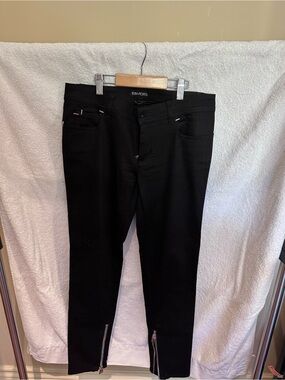 Tom Ford Black Slim Zip-Hem Jeans low rise